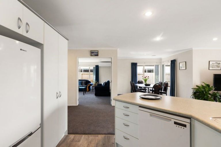 Photo of property in 13 Rosewood Court, Huntington, Hamilton, 3210