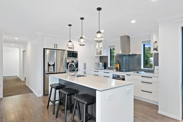 Photo of property in 61 Twomey Drive, Pukekohe, 2120