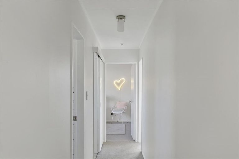 Photo of property in 41 Almora View, Ascot Park, Porirua, 5024