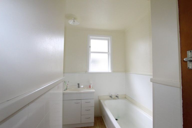 Photo of property in 4 Hamilton Street, Pahiatua, 4910