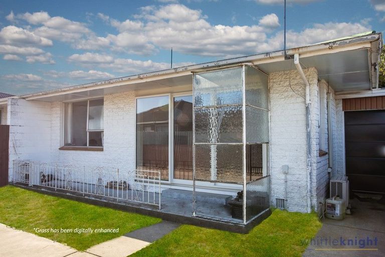 Photo of property in 3/32 Lyndon Street, Riccarton, Christchurch, 8041