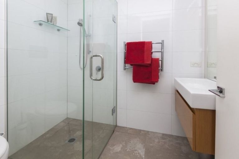 Photo of property in 50a Clyde Road, Ilam, Christchurch, 8041