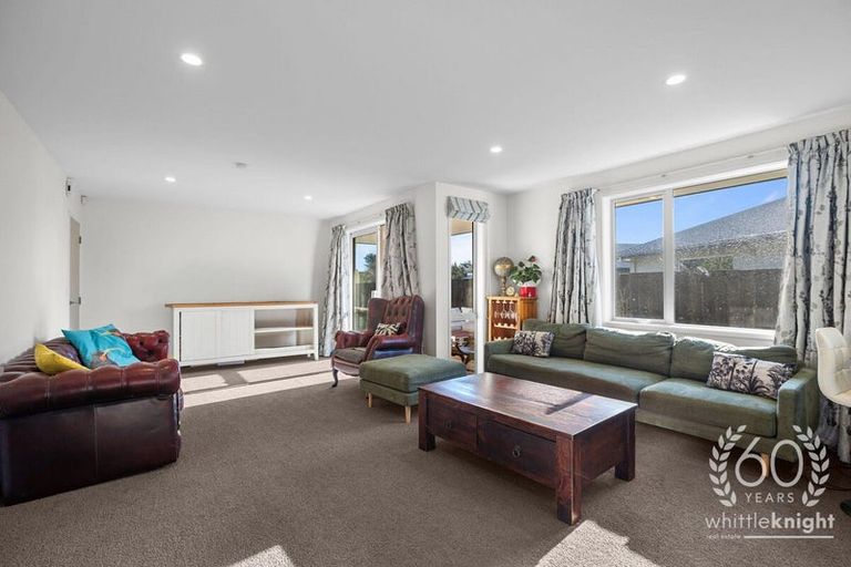 Photo of property in 130a Halswell Junction Road, Halswell, Christchurch, 8025