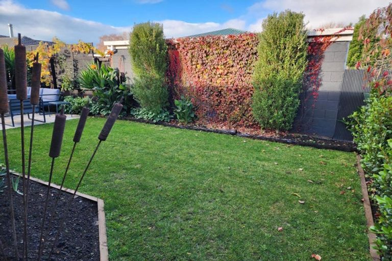 Photo of property in 3/12 Centaurus Road, Cashmere, Christchurch, 8022