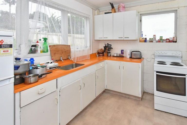 Photo of property in 1/23 Takanini Road, Takanini, 2112