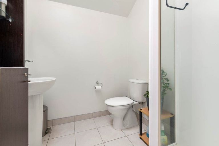 Photo of property in 25 Kirikiri Lane, East Tamaki, Auckland, 2013