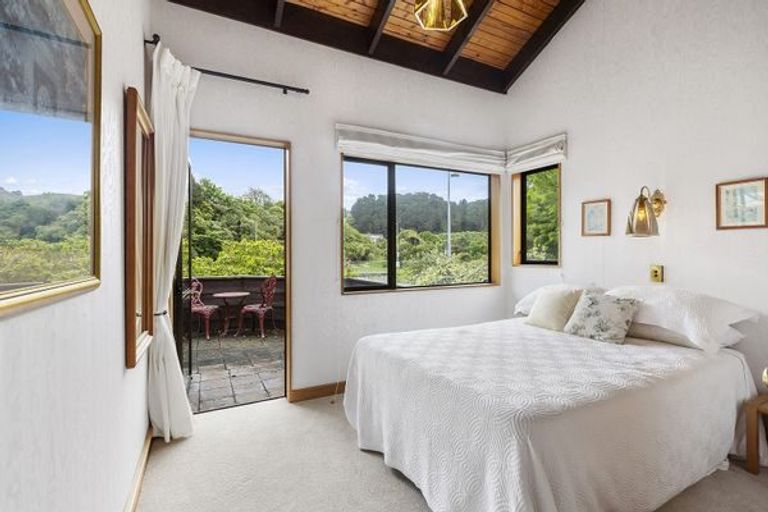 Photo of property in 426a Karori Road, Karori, Wellington, 6012