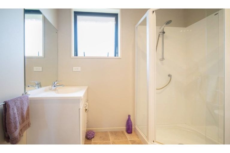 Photo of property in 101 Avonhead Road, Avonhead, Christchurch, 8042