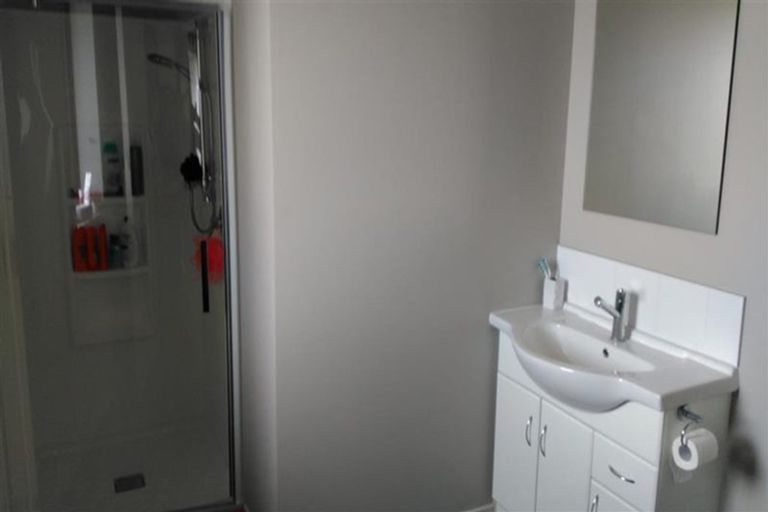 Photo of property in 451a Barbadoes Street, Edgeware, Christchurch, 8013