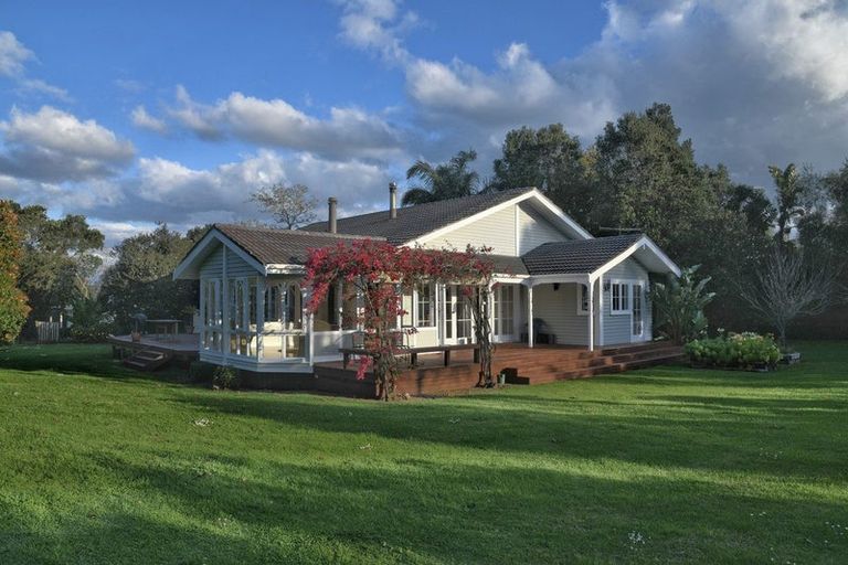 Photo of property in 15 Karaka Drive, Kerikeri, 0230