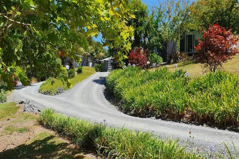 Photo of property in 30 Muncaster Road, Snells Beach, 0920