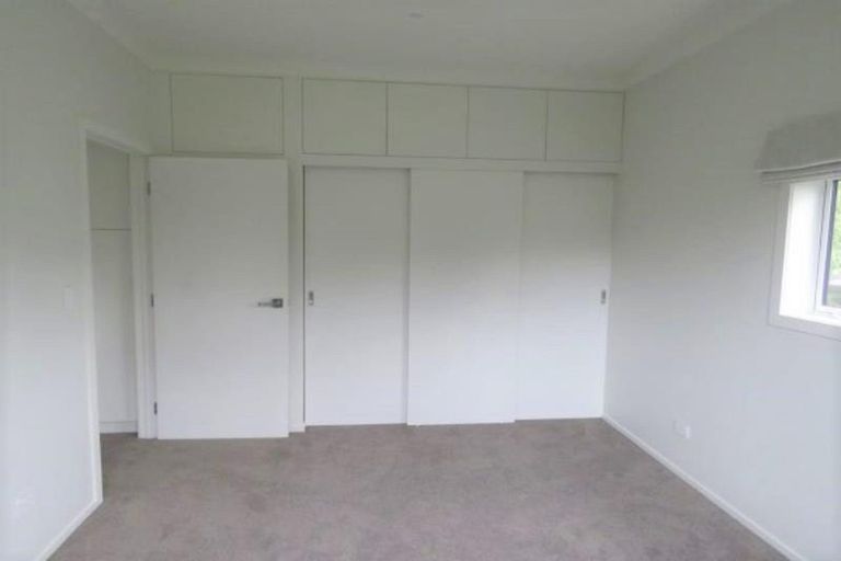 Photo of property in 46 Carrington Street, Lower Vogeltown, New Plymouth, 4310