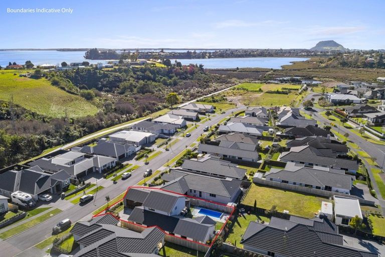 Photo of property in 8 Glenpark Crescent, Bethlehem, Tauranga, 3110