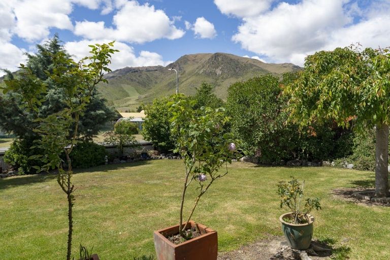Photo of property in 47 Black Peak Road, Omarama, 9412