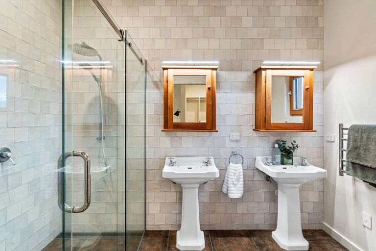 Photo of property in 2 Rich Rise, Havelock North, 4130