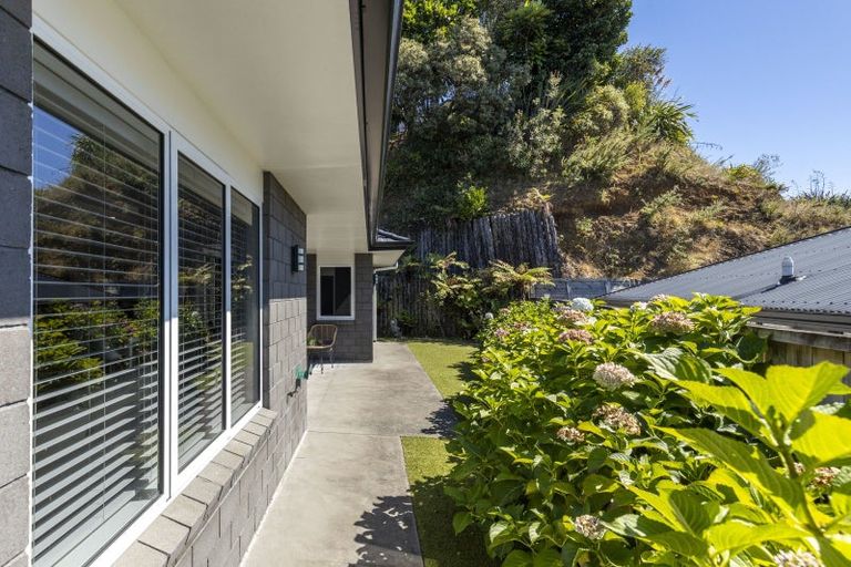 Photo of property in 7 Frederick Place, Whalers Gate, New Plymouth, 4310