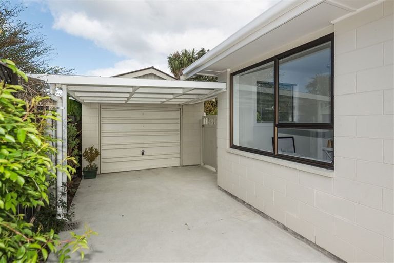 Photo of property in 8 Erin Crescent, Mairehau, Christchurch, 8013