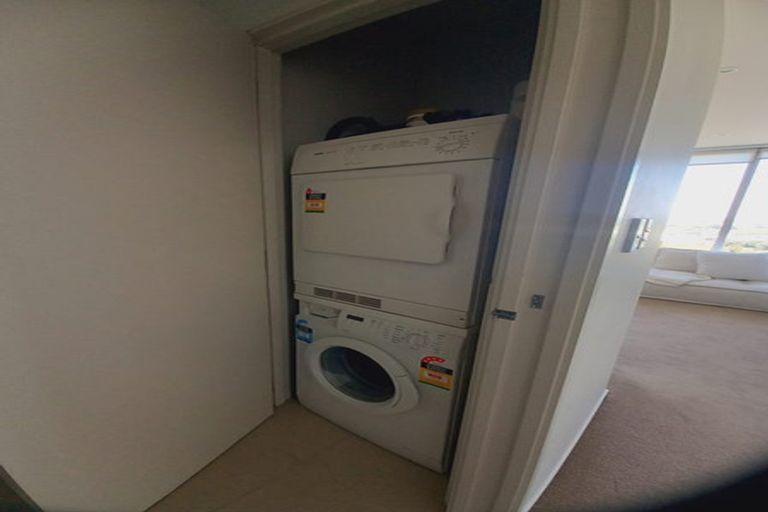 Photo of property in Sentinel Apartments, 1105/3 Northcroft Street, Takapuna, Auckland, 0622