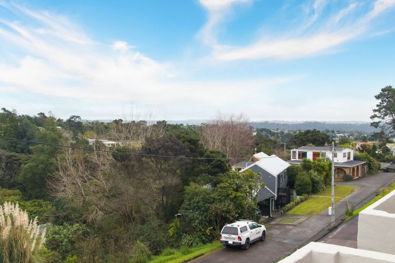 Photo of property in 24/8 Monte Cassino Place, Birkdale, Auckland, 0626