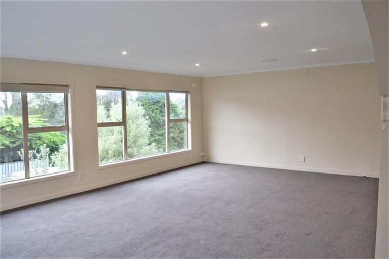 Photo of property in 110a Main Road, Tawa, Wellington, 5028