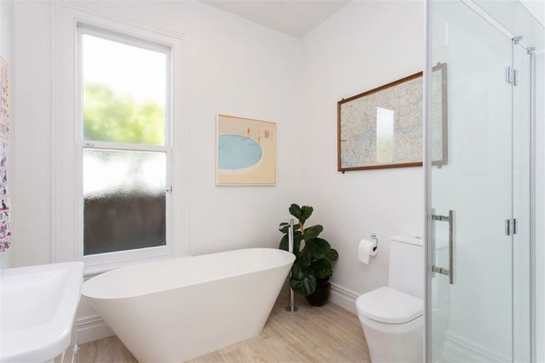 Photo of property in 7 Poynder Avenue, Merivale, Christchurch, 8014