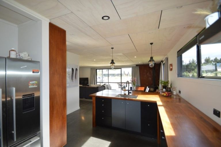 Photo of property in 7 Loach Road, Hawea Flat, Wanaka, 9382