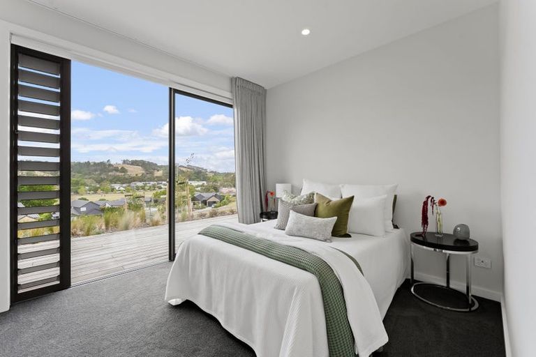 Photo of property in 6 Moya Drive, Matakana, 0985