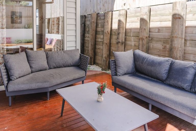 Photo of property in 11 Pommes Way, Silverdale, 0932