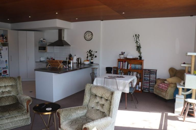 Photo of property in 7/3 Severn Street, Island Bay, Wellington, 6023