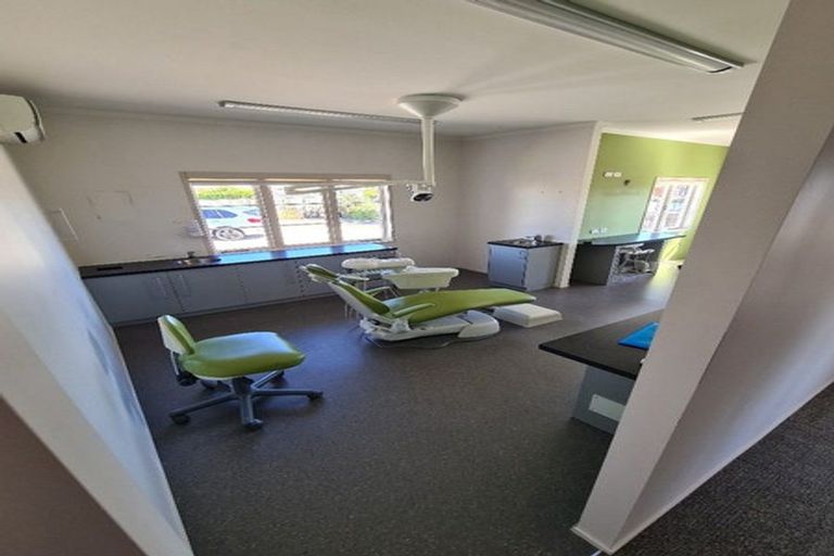 Photo of property in 2f Fausett Avenue, Pukekohe, 2120