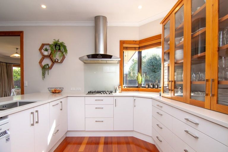 Photo of property in 7 Alpine Grove, Kelvin Grove, Palmerston North, 4414