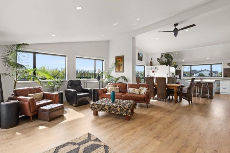 Photo of property in 1458 Southland Road, Longlands, Hastings, 4120