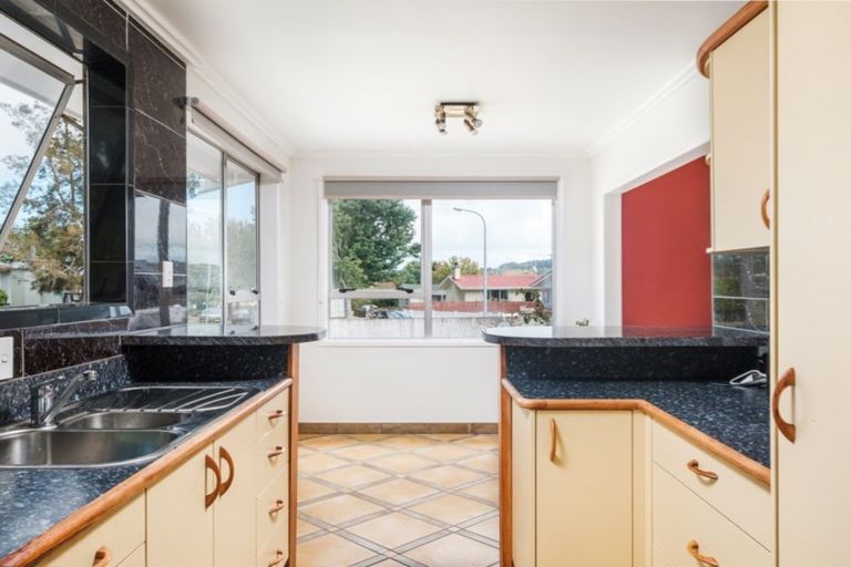 Photo of property in 16 Gillies Street, Outer Kaiti, Gisborne, 4010