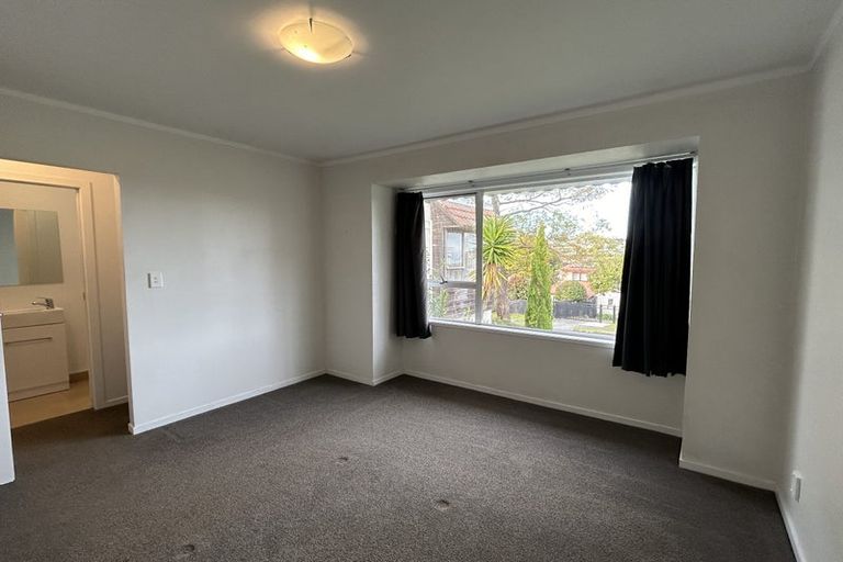 Photo of property in 1/26 Haseler Crescent, Howick, Auckland, 2014