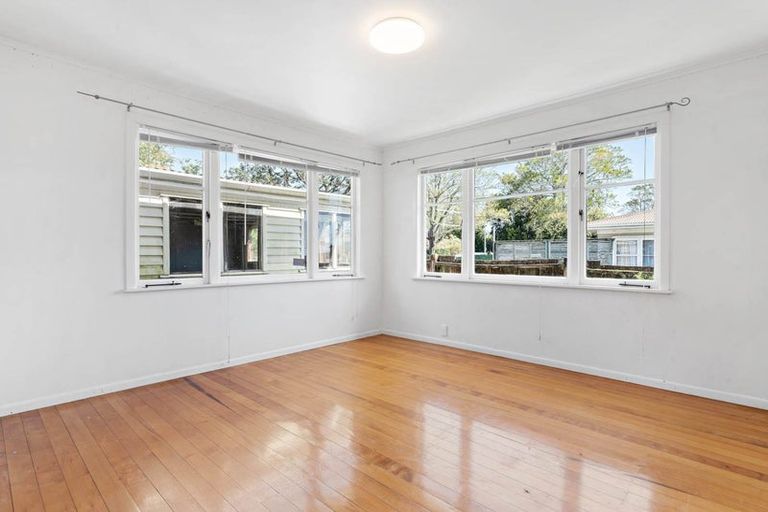 Photo of property in 45a Pinedale Place, Henderson, Auckland, 0610