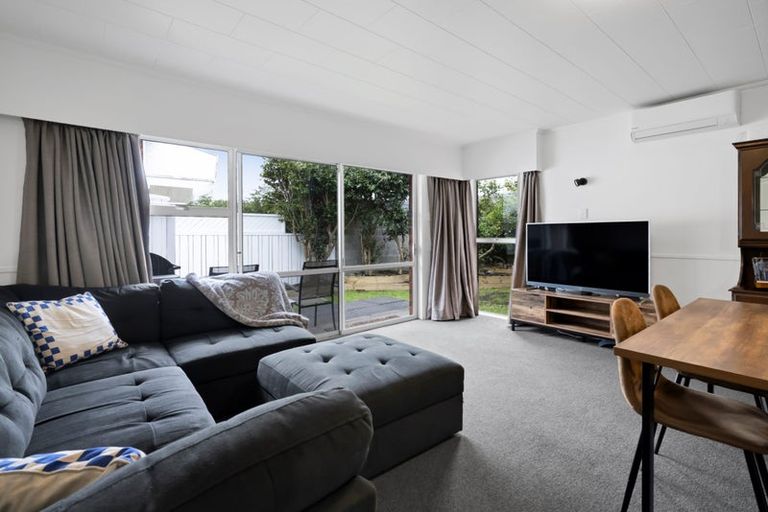 Photo of property in 3b Bideford Street, Brooklands, New Plymouth, 4310