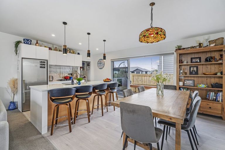 Photo of property in 110 Hamiora Street, Matarangi, 3592