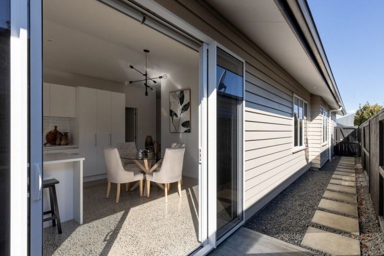 Photo of property in 5 Pimelea Street, Papamoa Beach, Papamoa, 3118