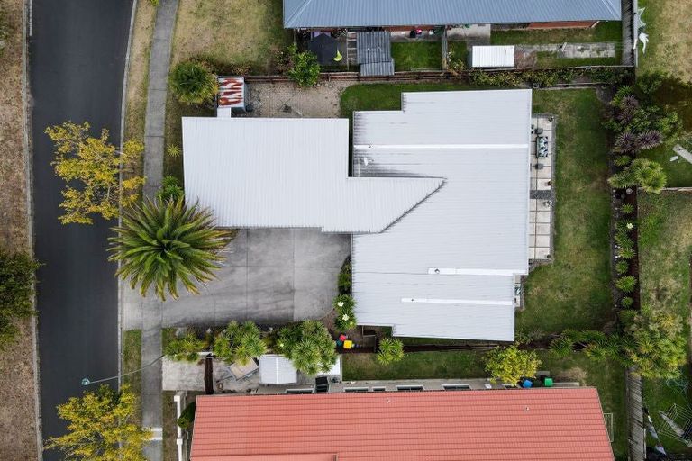 Photo of property in 3 Farringdon Avenue, Rototuna North, Hamilton, 3210