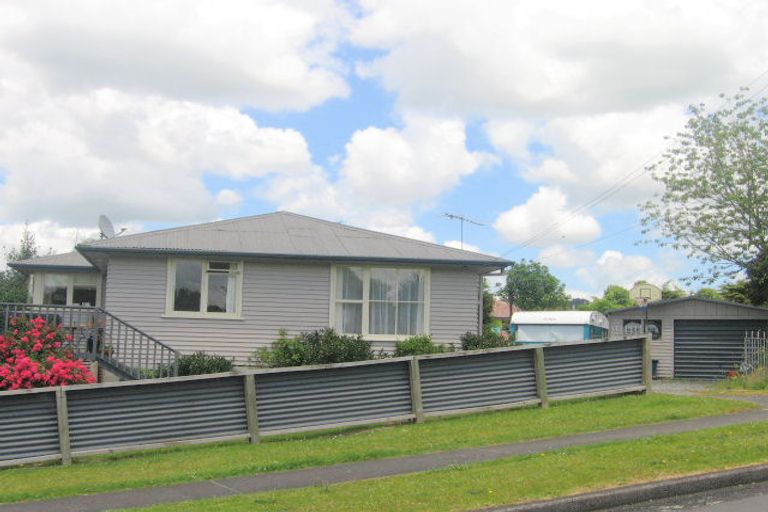 Photo of property in 8 Tarrangower Avenue, Taumarunui, 3920