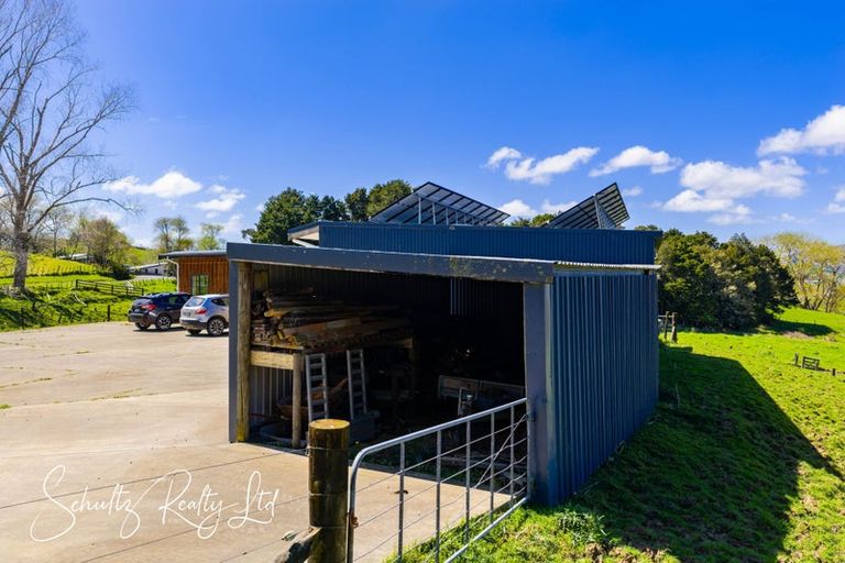 Photo of property in 32 Nikau Lane, Maungaturoto, 0520