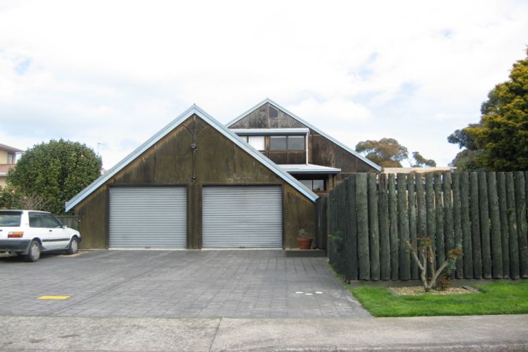 Photo of property in 18 Cedar Road, Te Awanga, 4102