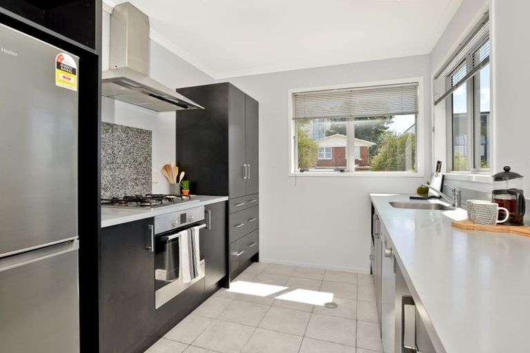 Photo of property in 3b Scotland Place, Hillcrest, Hamilton, 3216