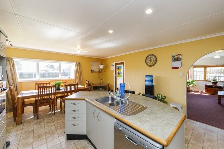 Photo of property in 39 Dundas Road, Sanson, 4817