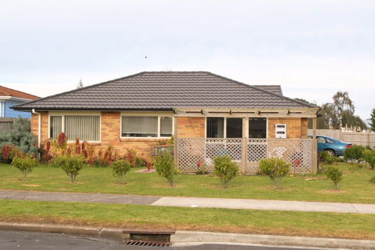 Photo of property in 4/34 Growers Lane, Mangere East, Auckland, 2024