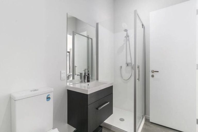 Photo of property in 11 Bale Road, Jacks Point, 9371