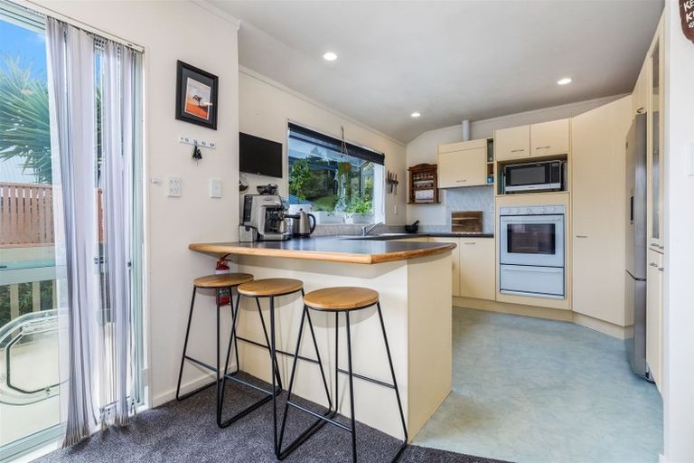 Photo of property in 57b Albatross Close, Whitby, Porirua, 5024