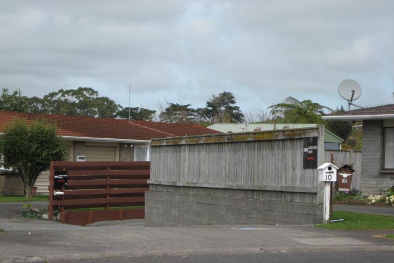 Photo of property in 10 Pukekohatu Street, Waitara, 4320