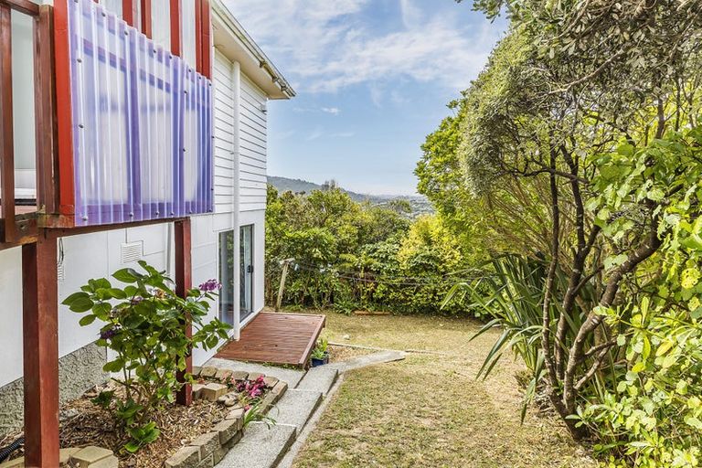 Photo of property in 3a Oldham Way, Crofton Downs, Wellington, 6035