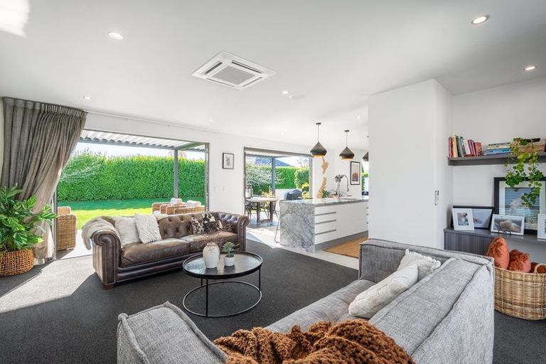 Photo of property in 18 Brampton Drive, West Melton, 7618